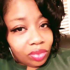 Meet your Posher, Ebony